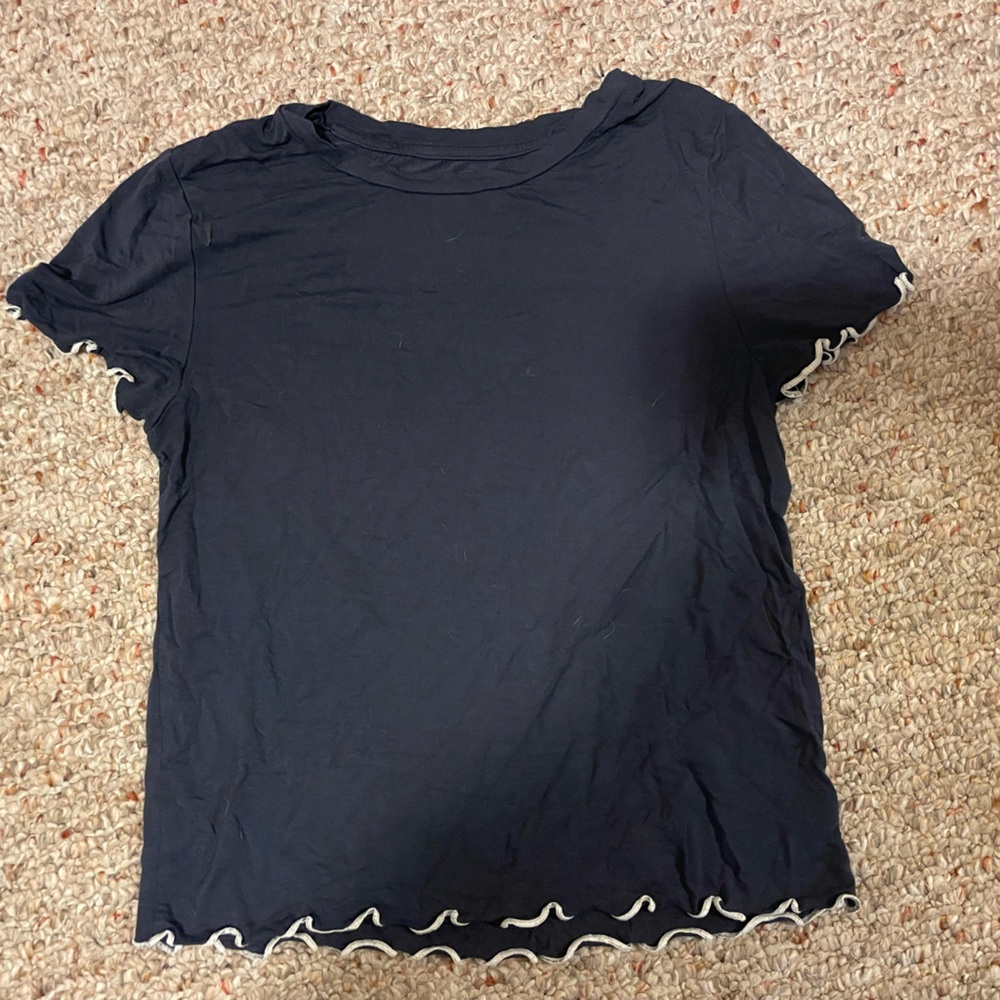 Navy blue tee